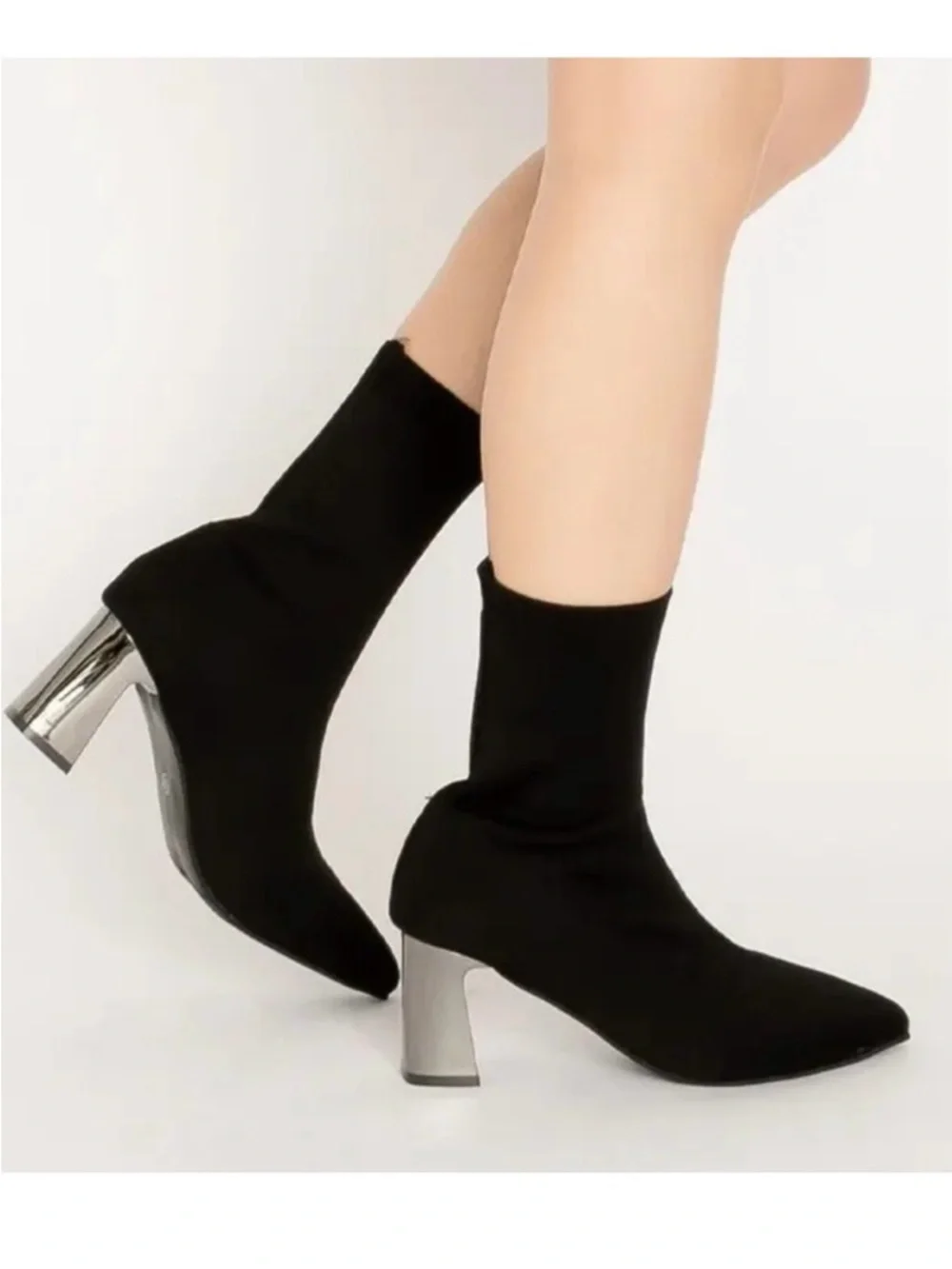 Zara sleek black